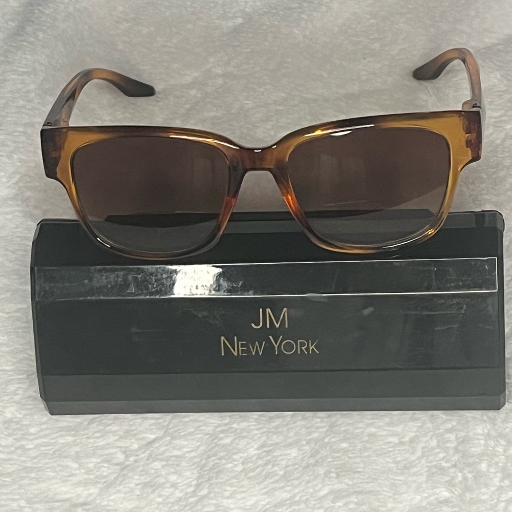 Joy Mangano New York Reader/Sunglasses